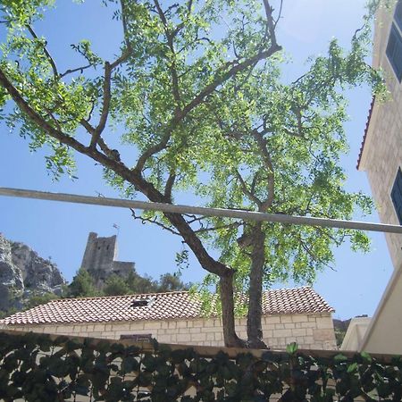 House Nataniel In Omis Near Sea Apartman Kültér fotó