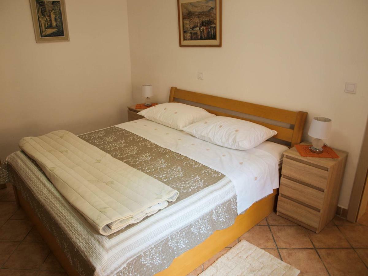 House Nataniel In Omis Near Sea Apartman Kültér fotó