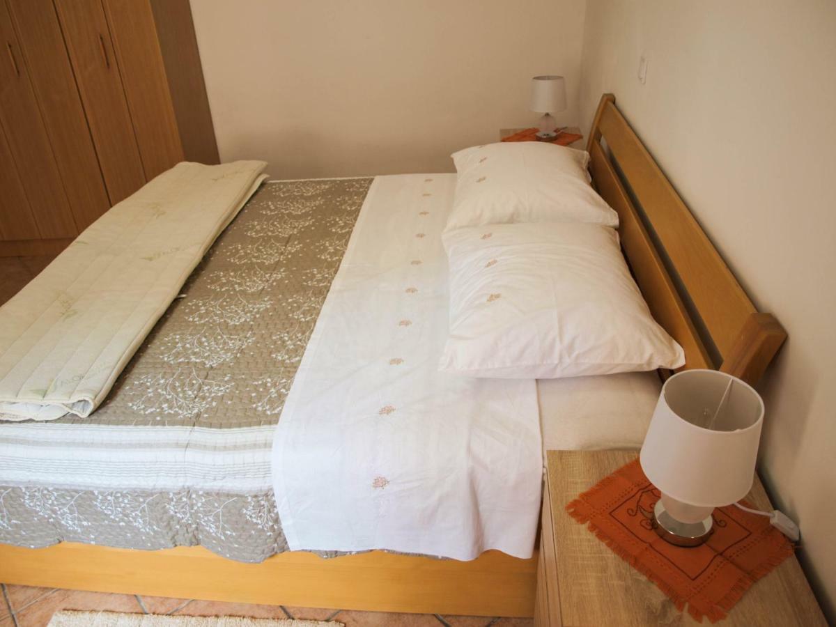 House Nataniel In Omis Near Sea Apartman Kültér fotó